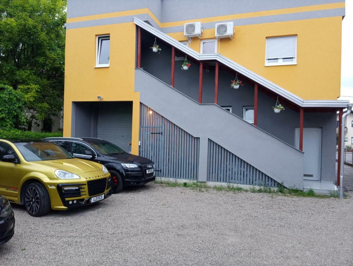 Apartmani Jasmina 2 Bihac Exterior photo